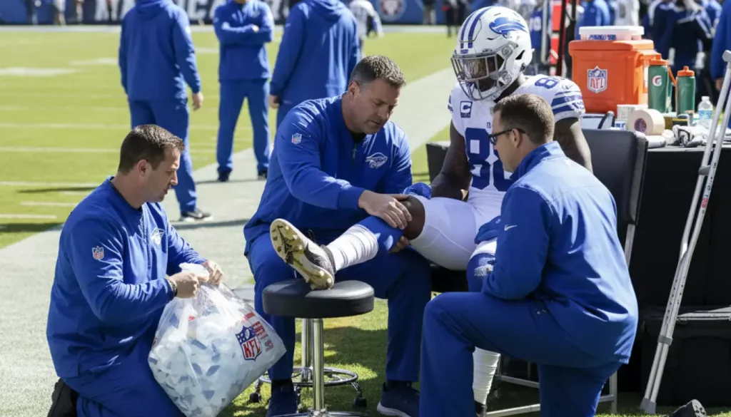 Giocatore NFL infortunato assistito dallo staff medico
